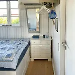 Charming Summer House Near Dalbybugten *