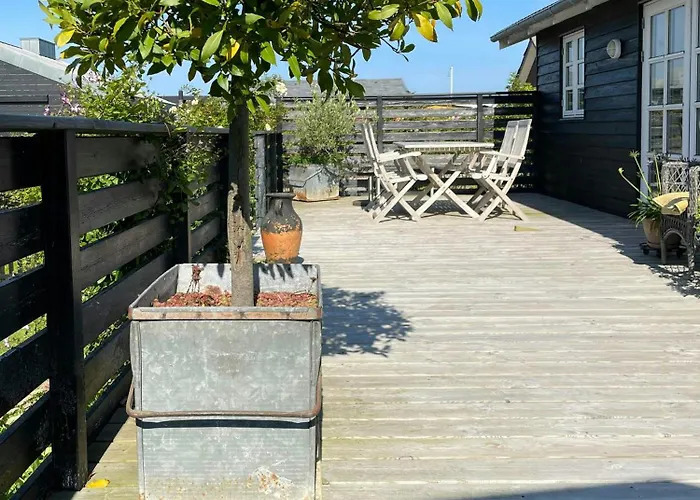 Charming Summer House Near Dalbybugten Feriehus Mesinge
