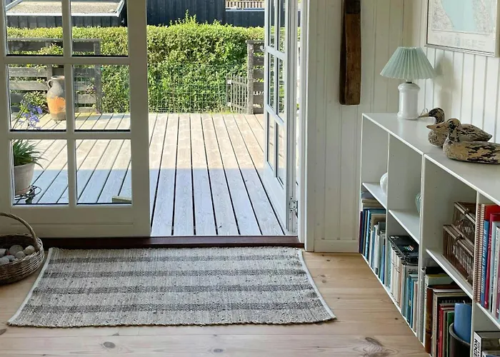 Charming Summer House Near Dalbybugten Feriehus *